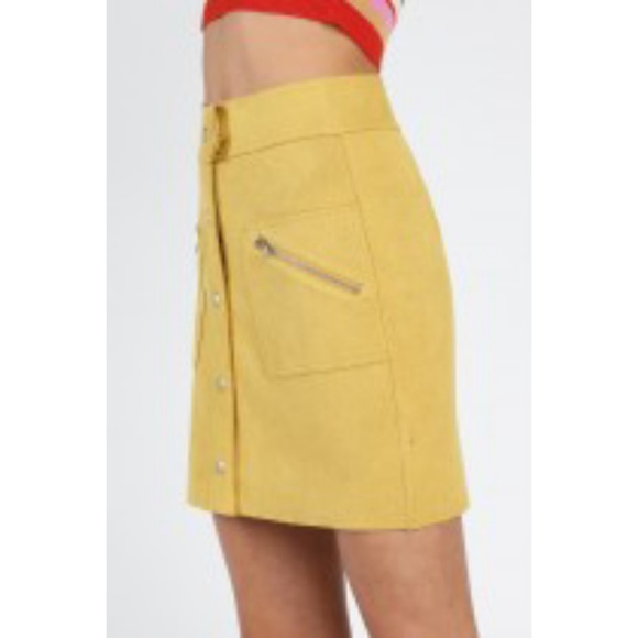 5/$30 SUEDE-LIKE MINI SKIRT - Picture 4 of 8